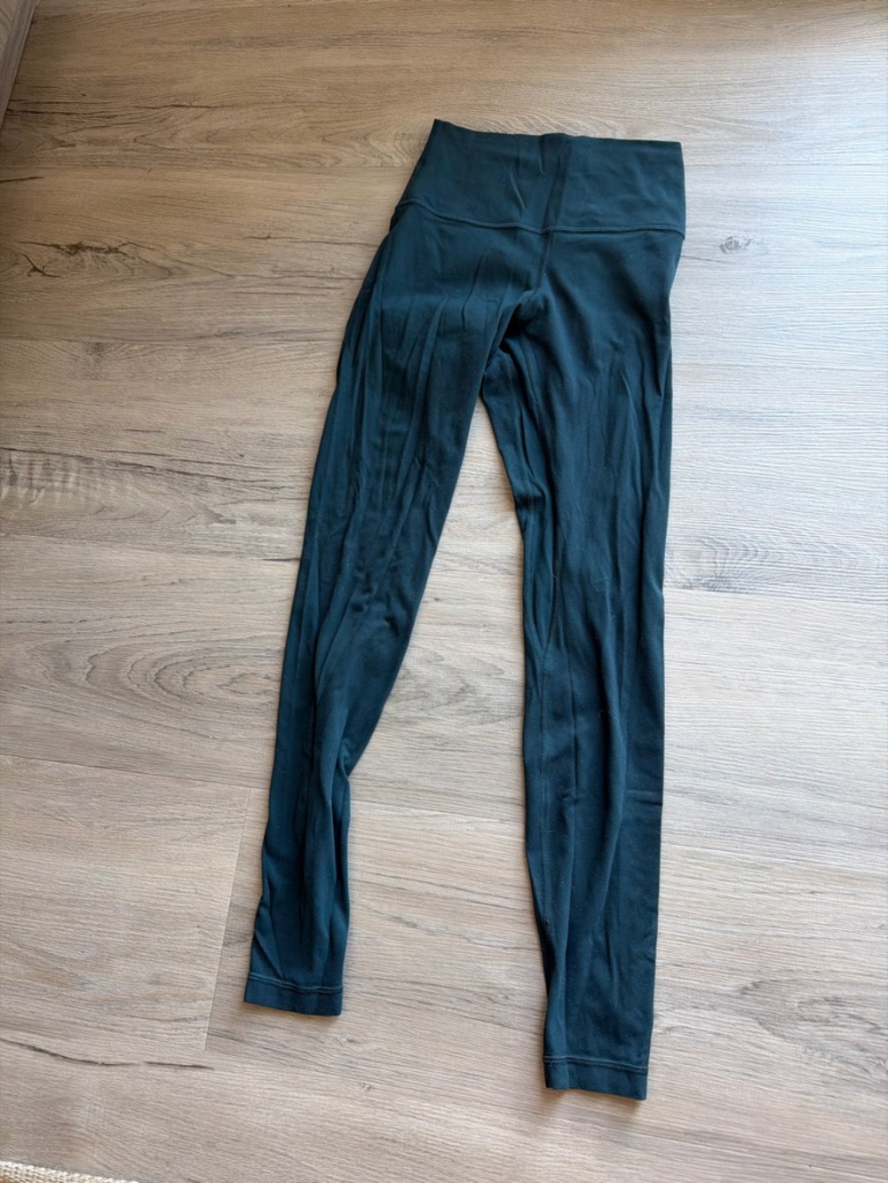 Dark green Lulu lemon High-Waist align Leggings